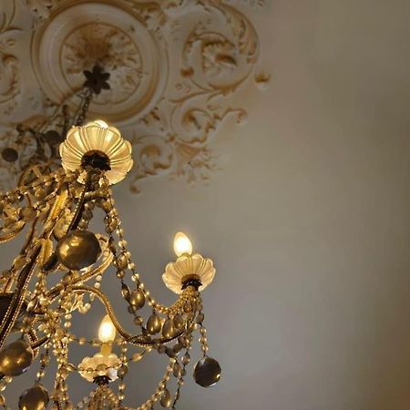 Retroetnea - Appartamento In Centro Storico - Con Camere Comunicanti Katania Zewnętrze zdjęcie